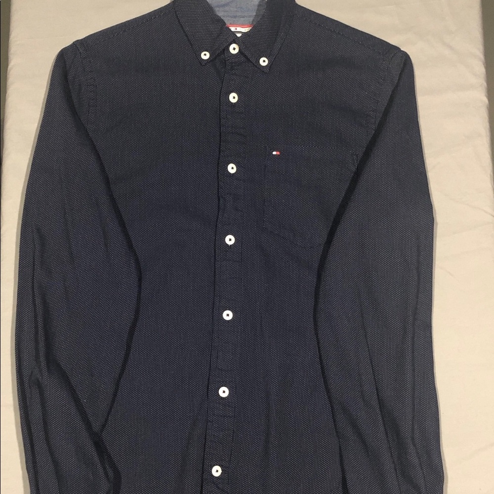 Tommy Hilfiger Button down great condition 🔥